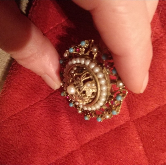 Vtg BSK Brooch Faux Pearl Turquoise Stones Round Shape Estate Find - Picture 11 of 13